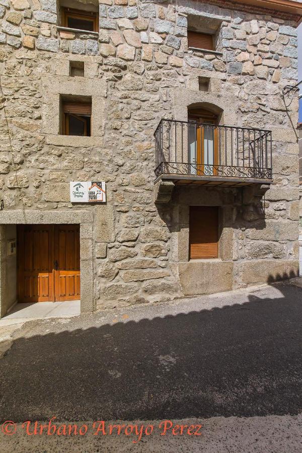 Casa Rural El Salon Del Baile Navarredondilla 外观 照片